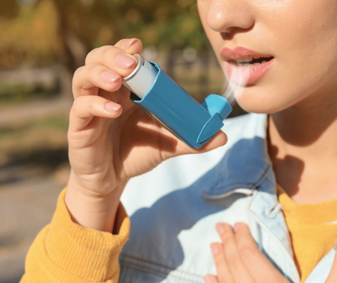 Using of Inhaler 
